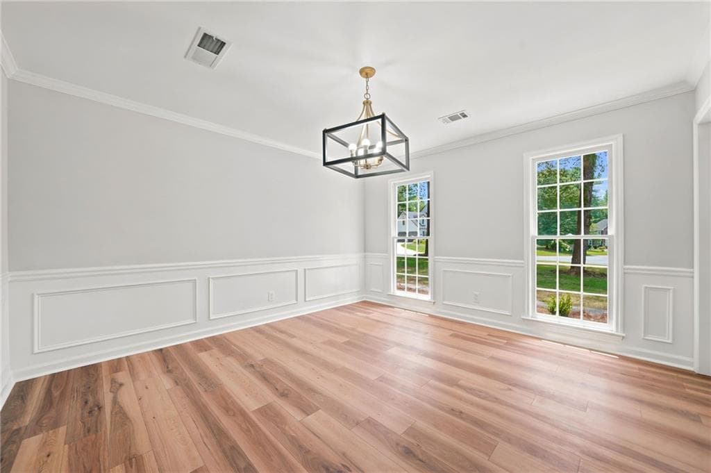 5 bedroom, 3 bathroom, 2,474 sq ft single family residence for sale at 4933 Willow Creek Drive, Woodstock, GA 30188 — photo 10