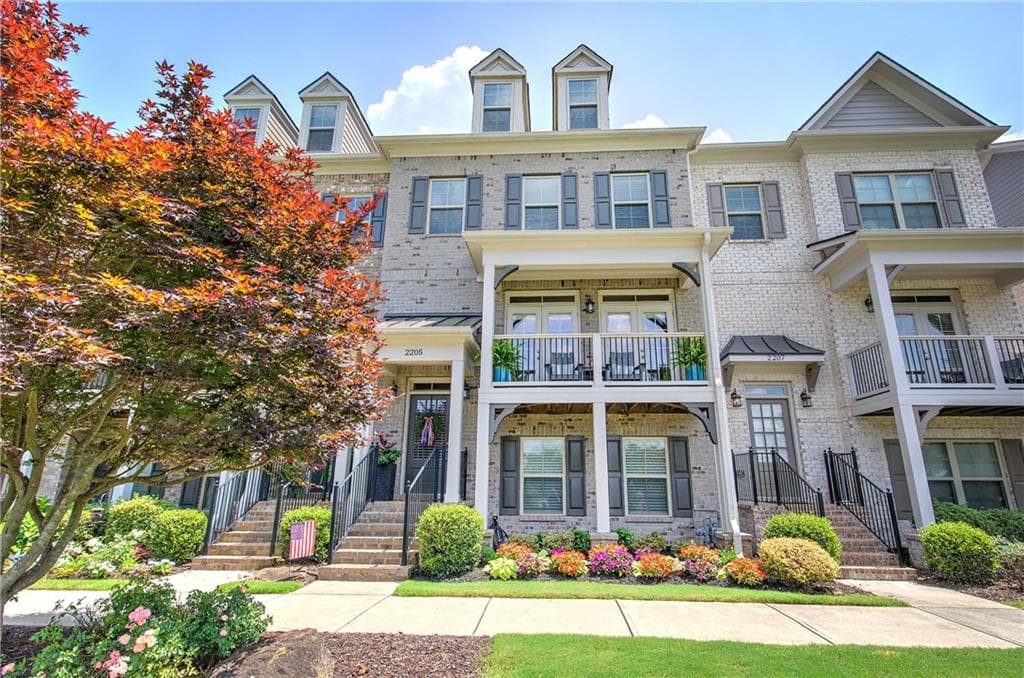 4 bedroom, 4 bathroom, 2,232 sq ft townhouse for sale at 2205 Fullers Alley, Kennesaw, GA 30144