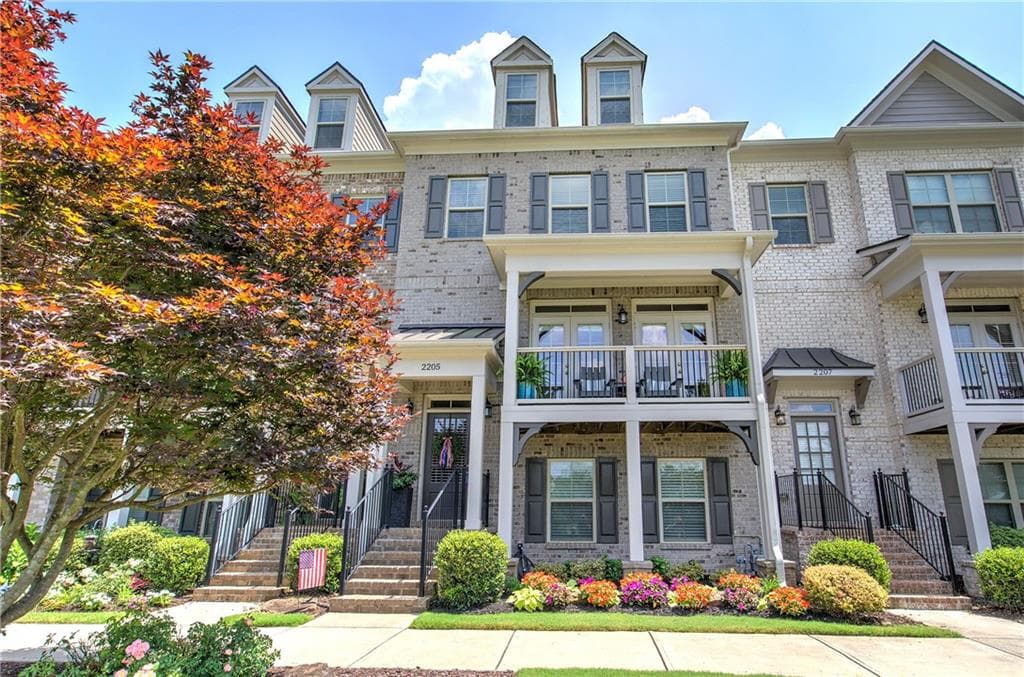 4 bedroom, 4 bathroom, 2,232 sq ft townhouse for sale at 2205 Fullers Alley, Kennesaw, GA 30144 — photo 2