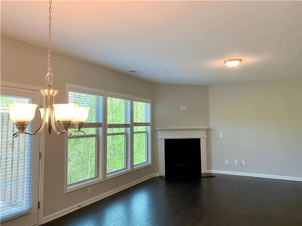 3 bedroom, 3 bathroom, 1,842 sq ft townhouse for rent at 1327 elderwood Way, Cumming, GA 30041 for $2,400 a month — photo 3
