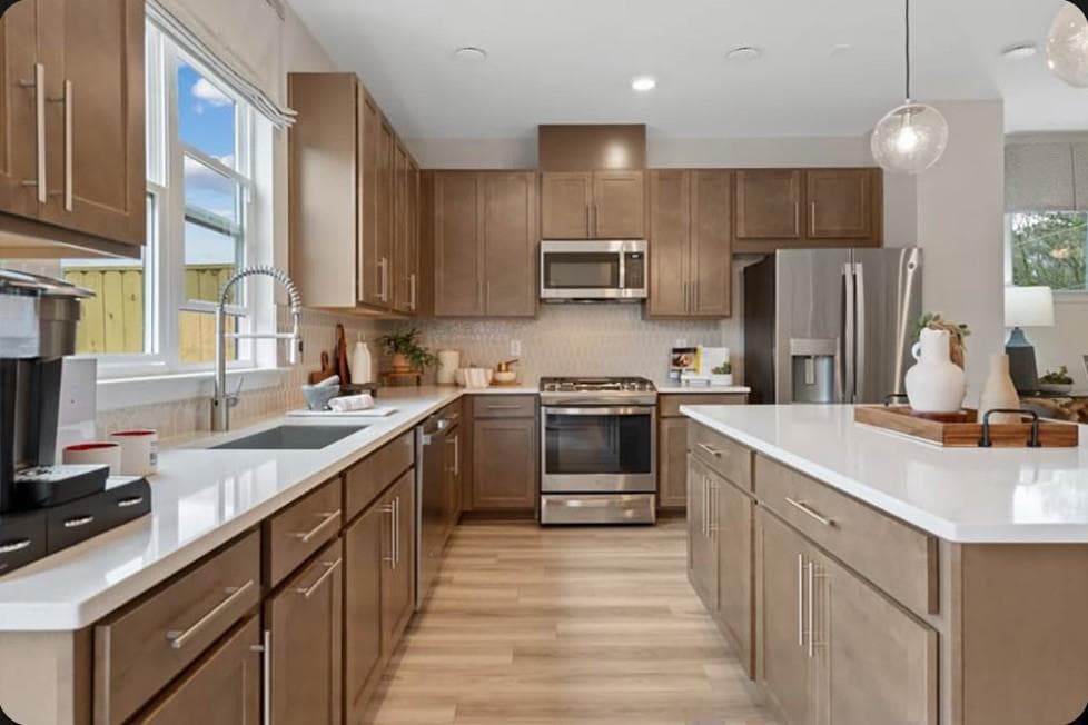 3 bedroom, 4 bathroom, 1,893 sq ft townhouse for sale at 2704 Dreycott Lane, Lawrenceville, GA 30043 — photo 7