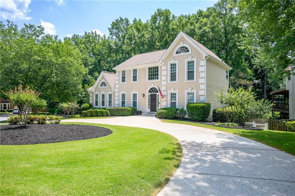 555 Ashvale Overlook, Johns Creek, GA 30005 — most recent listing photo
