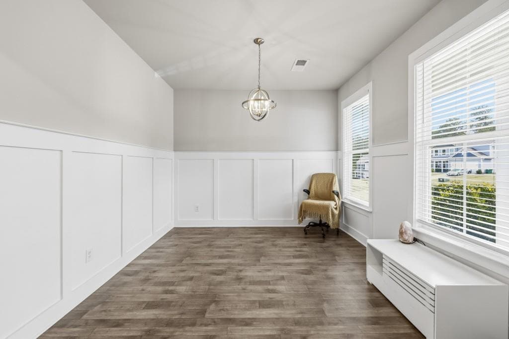 4 bedroom, 3 bathroom, 2,207 sq ft single family residence under contract at 776 Jackson Court, Social Circle, GA 30025 — photo 7