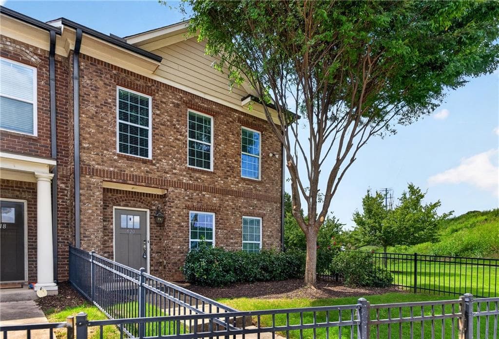 3 bedroom, 3 bathroom, 1,675 sq ft townhouse for rent at 920 Westmoreland Circle, Atlanta, GA 30318 for $3,000 a month — photo 5