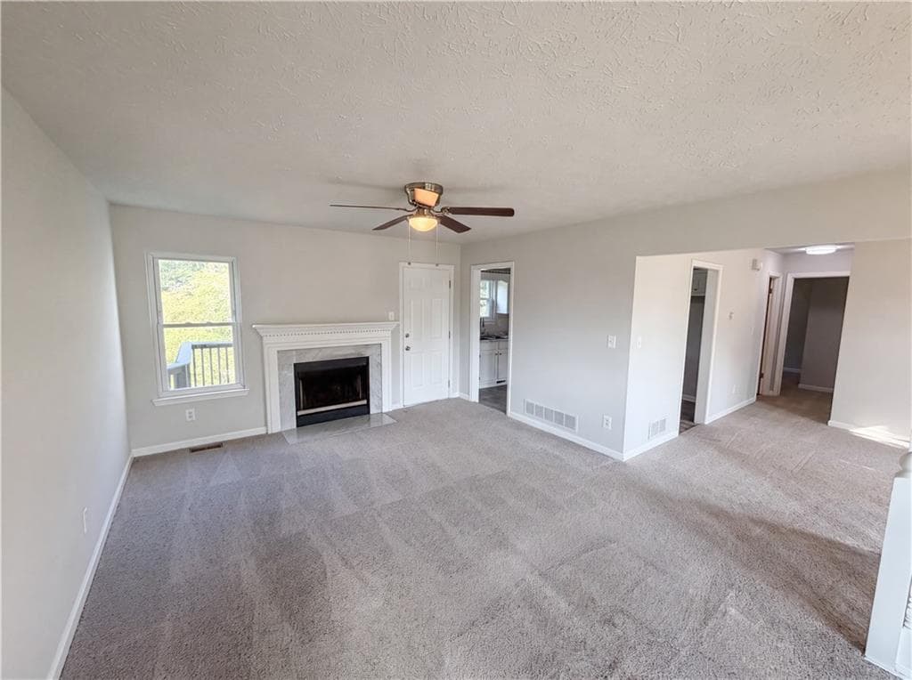 3 bedroom, 2 bathroom, 1,329 sq ft single family residence for sale at 1872 David Drive, Douglasville, GA 30135 — photo 4