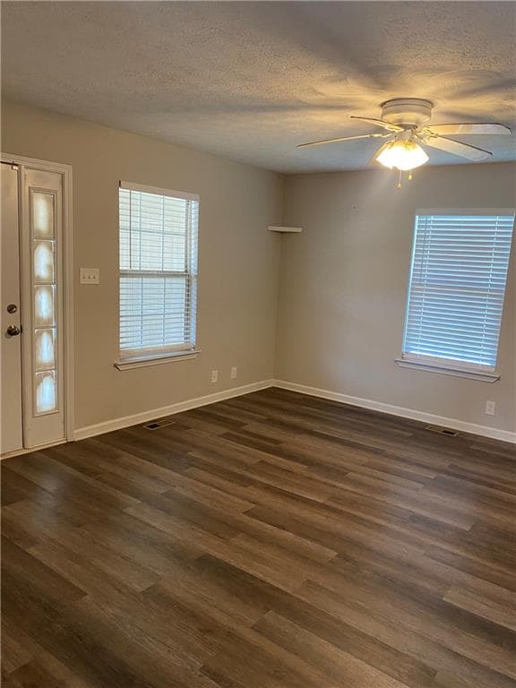 3 bedroom, 2 bathroom, 1,175 sq ft single family residence for sale at 721 Mill Street, Gainesville, GA 30501 — photo 6