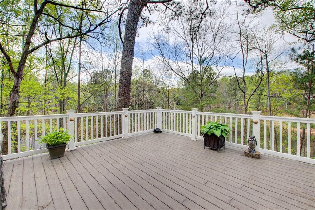 5 bedroom, 5 bathroom, 6,019 sq ft single family residence for sale at 940 Waters Reach Court, Alpharetta, GA 30022 — photo 10
