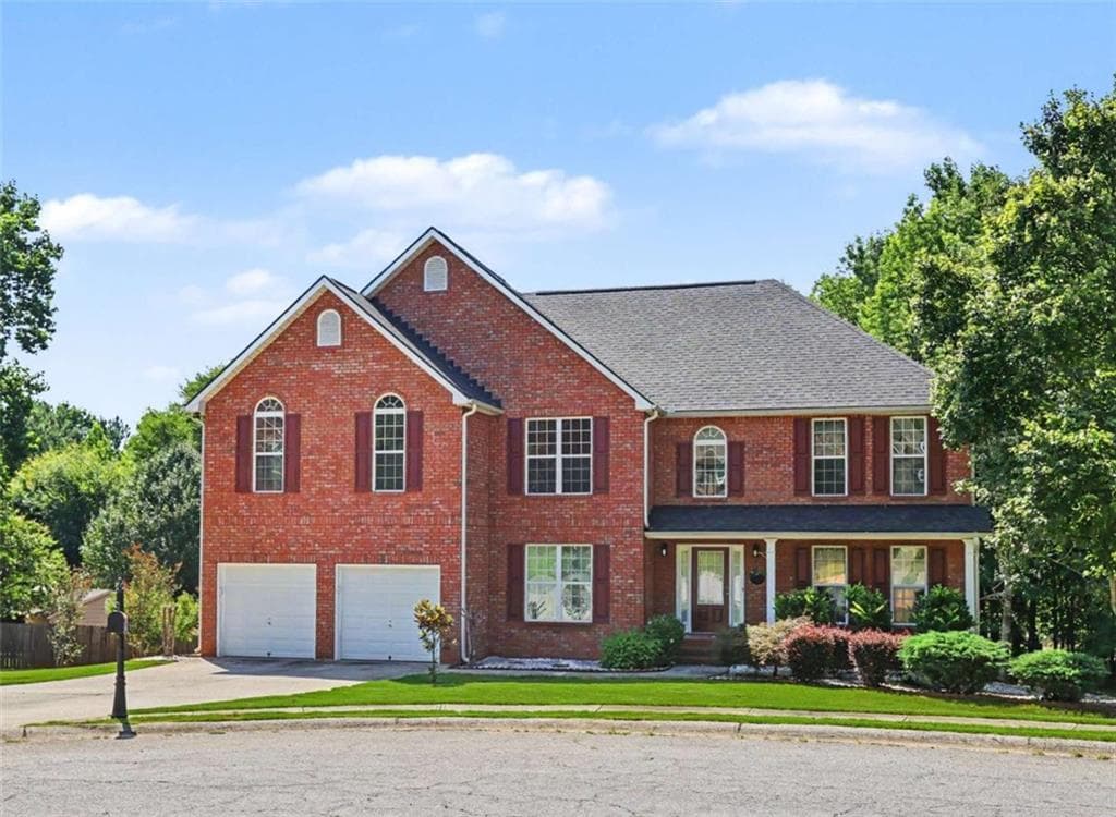 5 bedroom, 4 bathroom, 3,119 sq ft single family residence for sale at 447 Plantation Drive, Jefferson, GA 30549 — photo 3