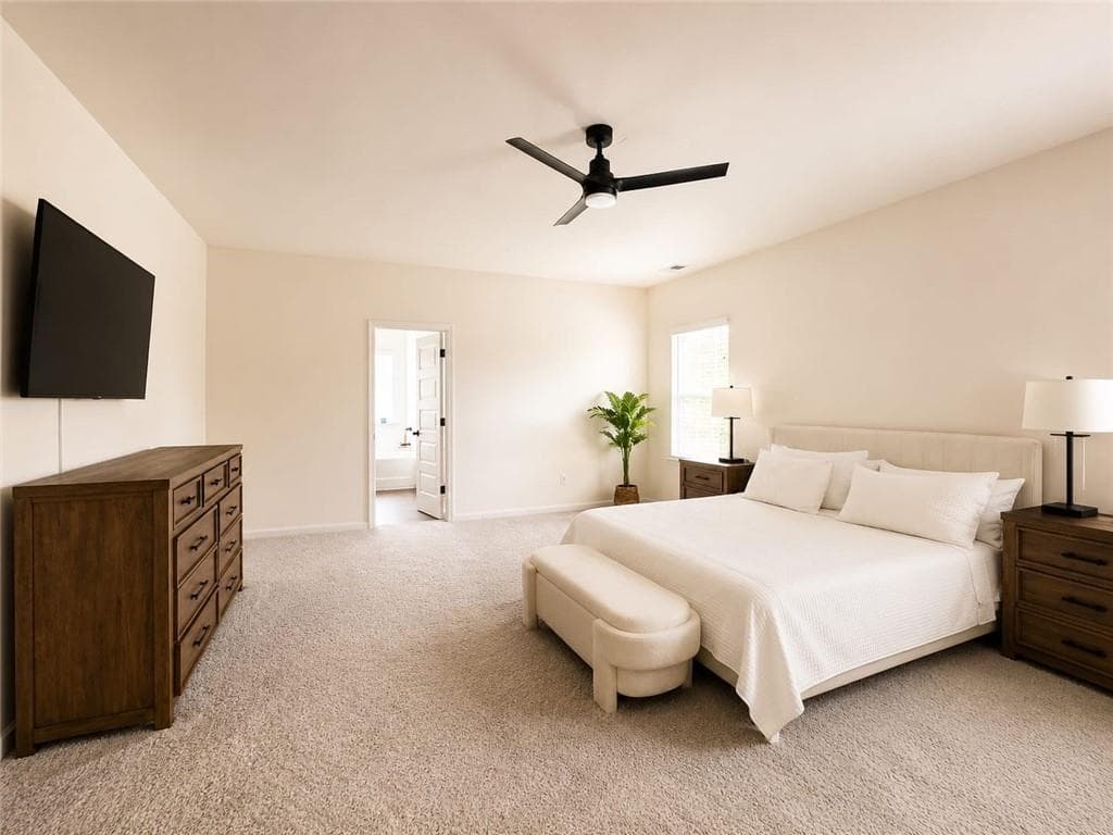 4 bedroom, 3 bathroom, 2,272 sq ft single family residence for rent at 2308 Hastings Manor Lane, Hampton, GA 30228 for $2,900 a month — photo 10