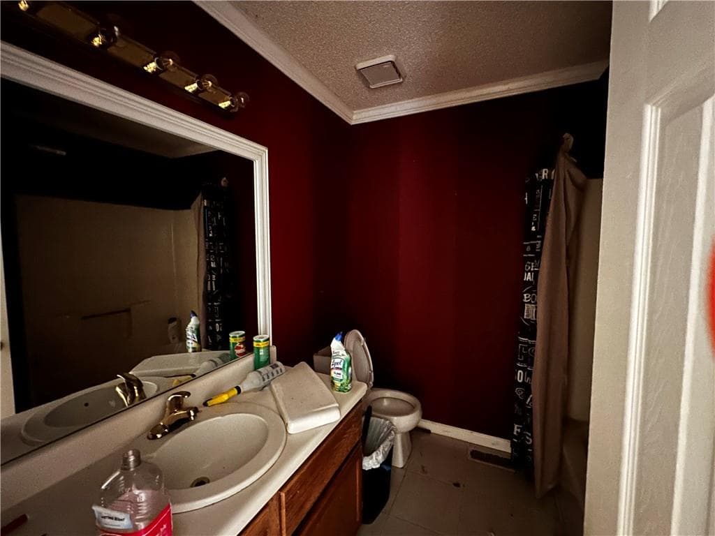 3 bedroom, 3 bathroom, 2,952 sq ft single family residence for sale at 6364 Phillips Court, Lithonia, GA 30058 — photo 10