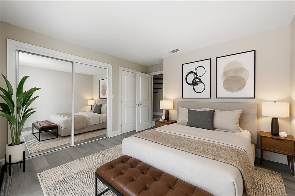 2 bedroom, 2 bathroom, 1,352 sq ft condominium for sale at 1009 Riverbend Club Drive, Atlanta, GA 30339 — photo 5