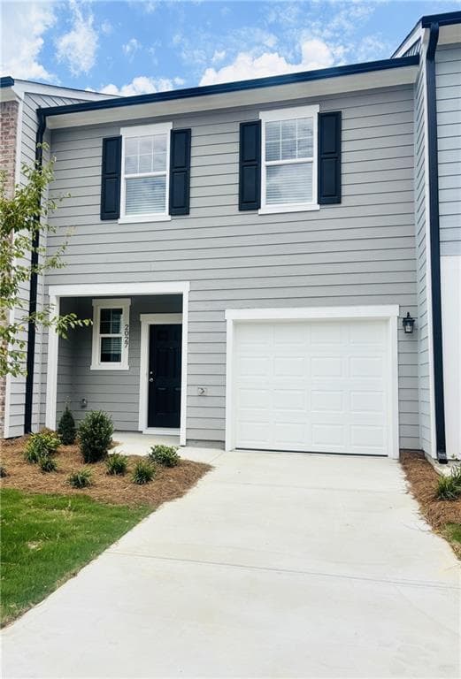 3 bedroom, 3 bathroom, 1,421 sq ft townhouse sold at 2027 Ayla Drive, Douglasville, GA 30135