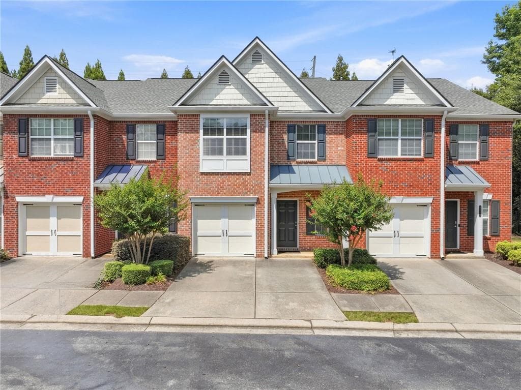 3 bedroom, 3 bathroom, 1,550 sq ft townhouse for rent at 5682 Lawley Drive, Johns Creek, GA 30022 for $2,500 a month — photo 1 of 38