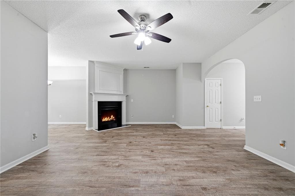 3 bedroom, 3 bathroom, 1,550 sq ft townhouse for rent at 5682 Lawley Drive, Johns Creek, GA 30022 for $2,500 a month — photo 6