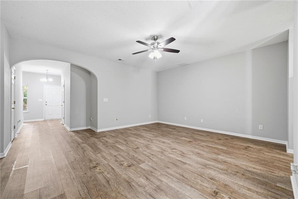 3 bedroom, 3 bathroom, 1,550 sq ft townhouse for rent at 5682 Lawley Drive, Johns Creek, GA 30022 for $2,500 a month — photo 8