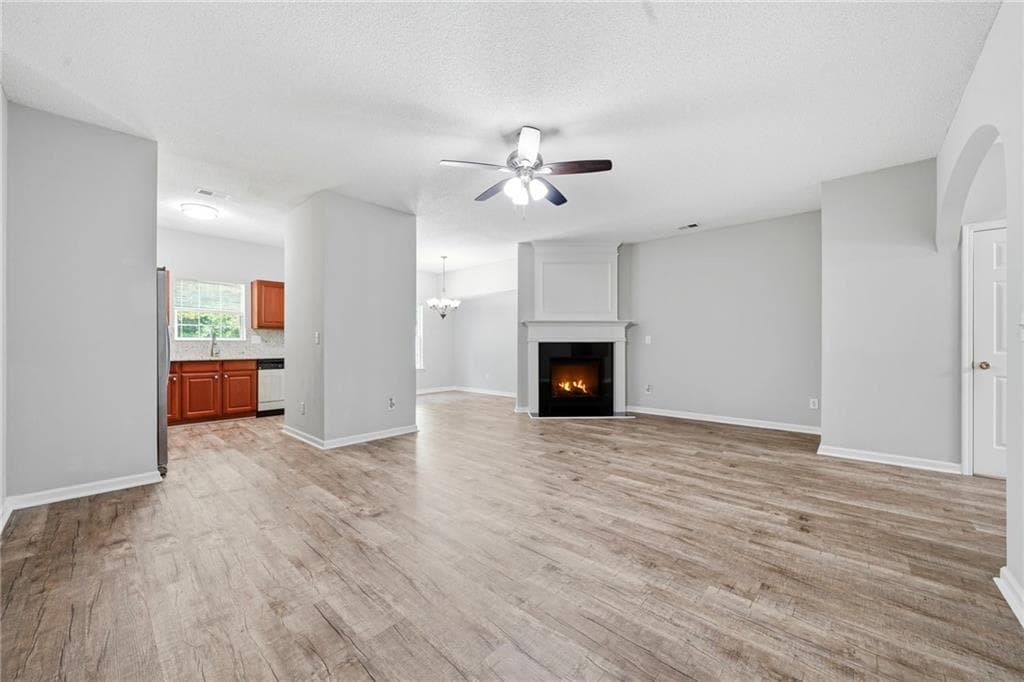 3 bedroom, 3 bathroom, 1,550 sq ft townhouse for rent at 5682 Lawley Drive, Johns Creek, GA 30022 for $2,500 a month — photo 9