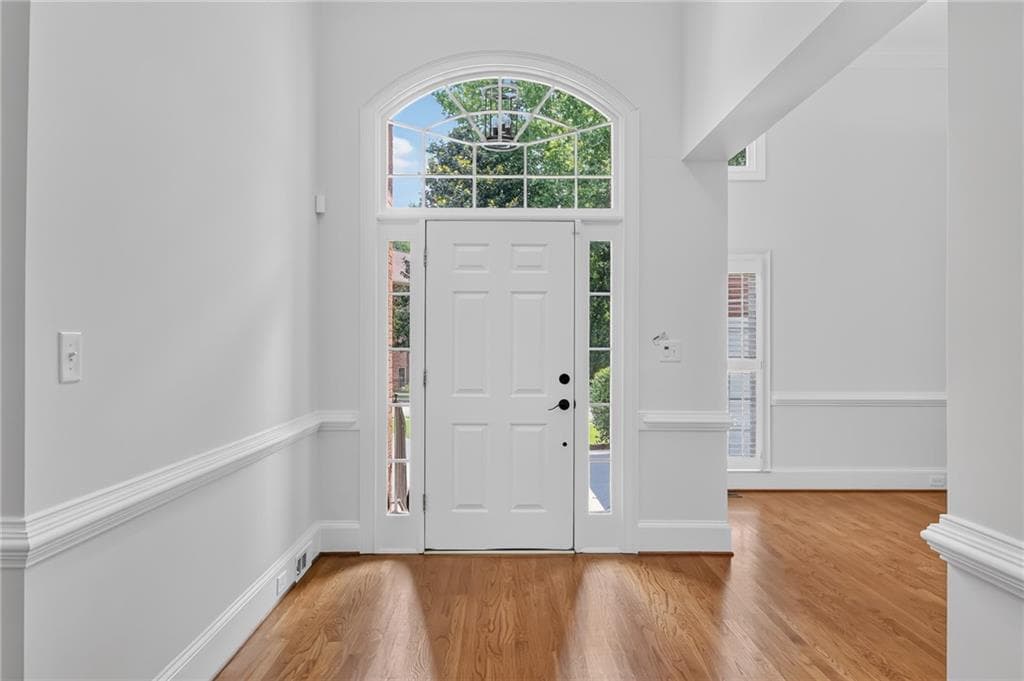 4 bedroom, 3 bathroom, 2,705 sq ft single family residence for sale at 145 Welford Trace, Alpharetta, GA 30004 — photo 3