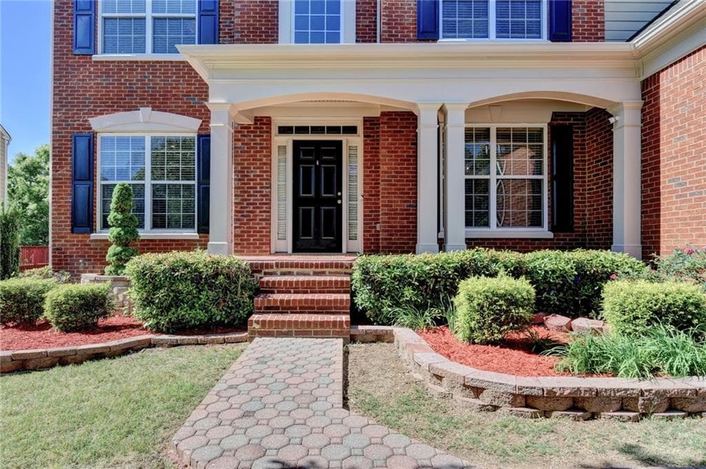 6 bedroom, 4 bathroom, 4,535 sq ft single family residence for sale at 770 Pimlicon Place, Suwanee, GA 30024 — photo 6