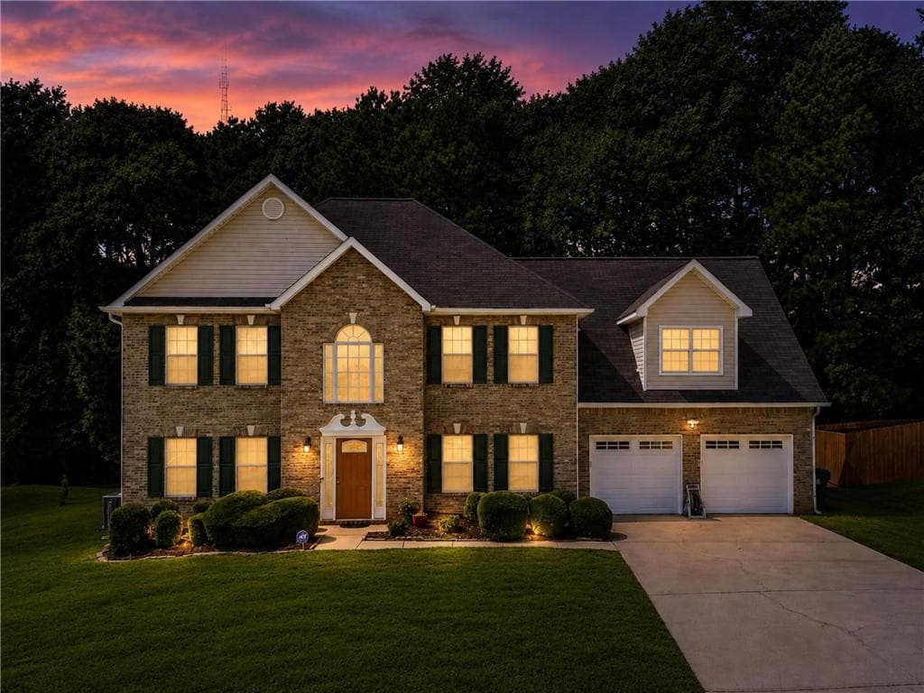 4 bedroom, 3 bathroom, 2,766 sq ft single family residence for sale at 5405 Winding Glen Drive, Lithonia, GA 30038