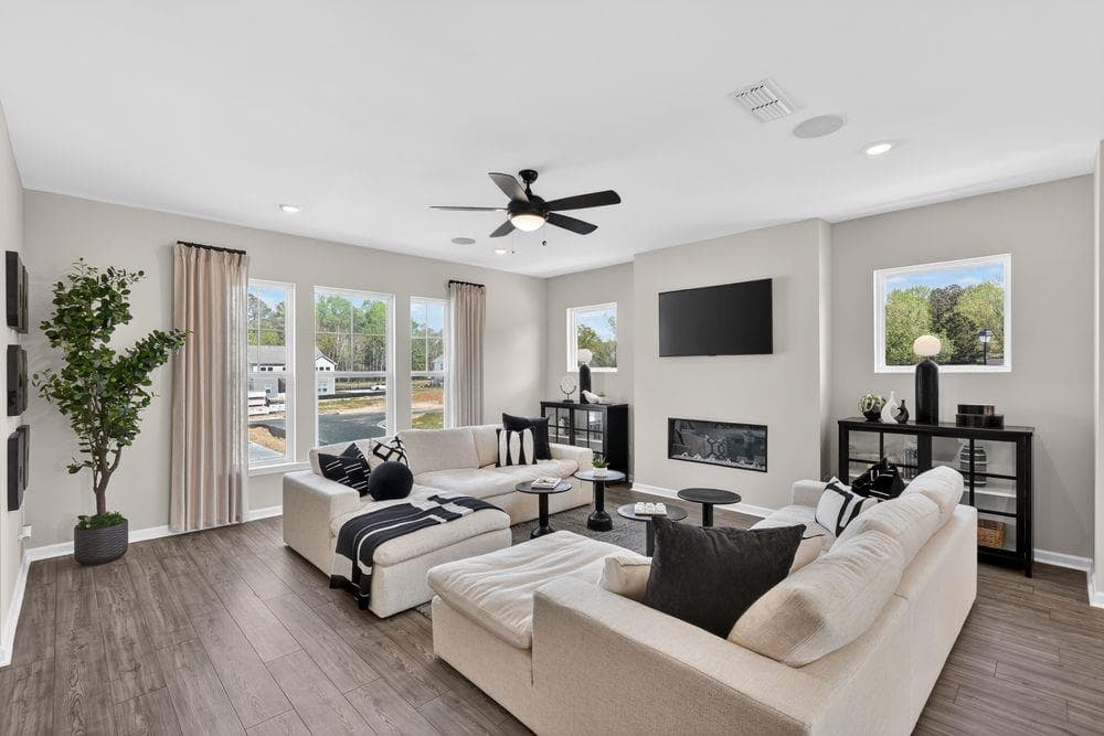 4 bedroom, 4 bathroom, 2,340 sq ft townhouse for sale at 2707 Dreycott Lane, Lawrenceville, GA 30043 — photo 3