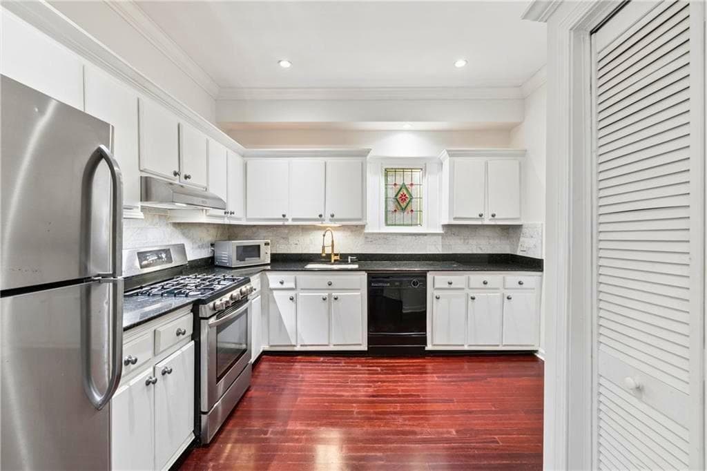 1 bedroom, 1 bathroom, 995 sq ft condominium for sale at 1230 Piedmont Avenue 306, Atlanta, GA 30309 — photo 9
