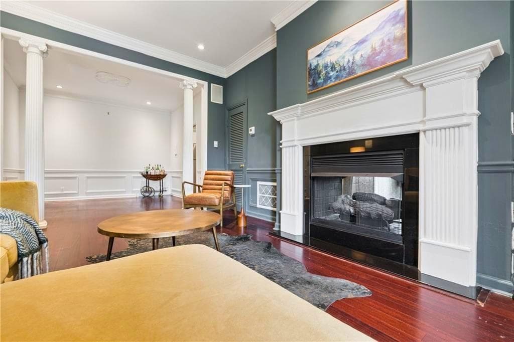 1 bedroom, 1 bathroom, 995 sq ft condominium for sale at 1230 Piedmont Avenue 306, Atlanta, GA 30309 — photo 7