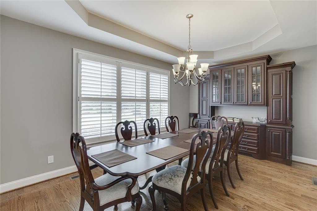 4 bedroom, 5 bathroom, 5,951 sq ft single family residence for sale at 563 Martin Road, Talmo, GA 30575 — photo 5
