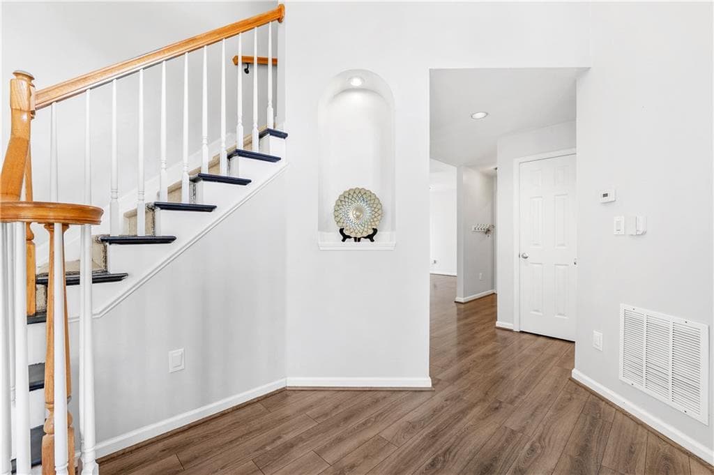 4 bedroom, 3 bathroom, 2,239 sq ft single family residence for sale at 2705 Harper Woods Drive, Marietta, GA 30062 — photo 10