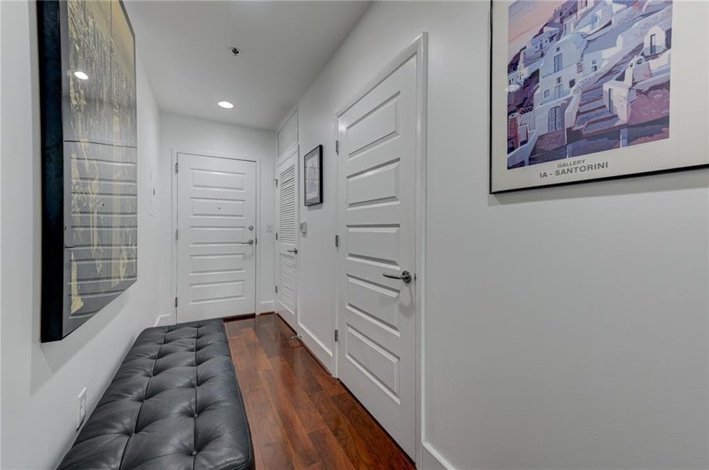 1 bedroom, 1 bathroom, 867 sq ft condominium for sale at 1080 Peachtree Street 905, Atlanta, GA 30309 — photo 7