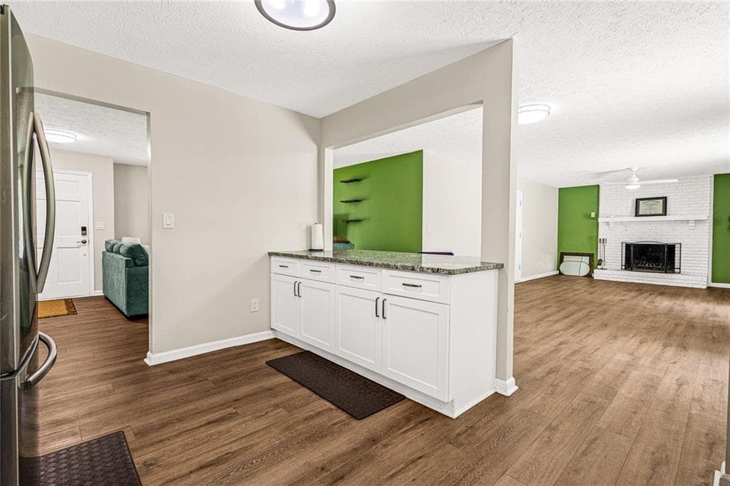 3 bedroom, 2 bathroom, 1,417 sq ft single family residence for sale at 3926 Dalhouise Lane, Decatur, GA 30034 — photo 7