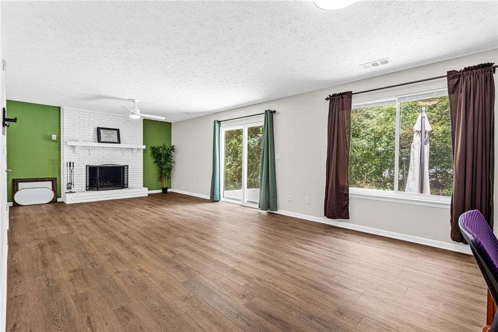 3 bedroom, 2 bathroom, 1,417 sq ft single family residence for sale at 3926 Dalhouise Lane, Decatur, GA 30034 — photo 8