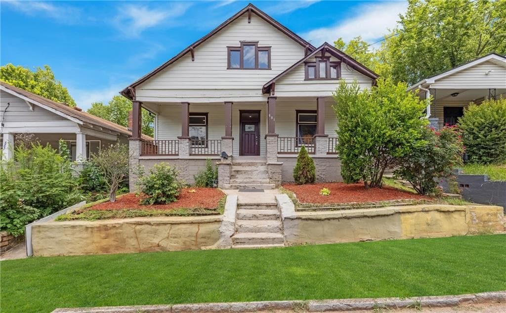 3 bedroom, 2 bathroom, 1,564 sq ft single family residence for sale at 881 Beckwith Street, Atlanta, GA 30314 — photo 3