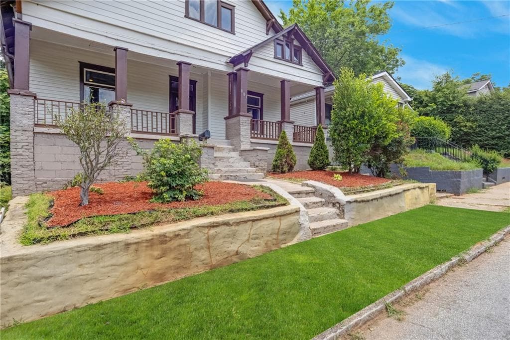 3 bedroom, 2 bathroom, 1,564 sq ft single family residence for sale at 881 Beckwith Street, Atlanta, GA 30314 — photo 4