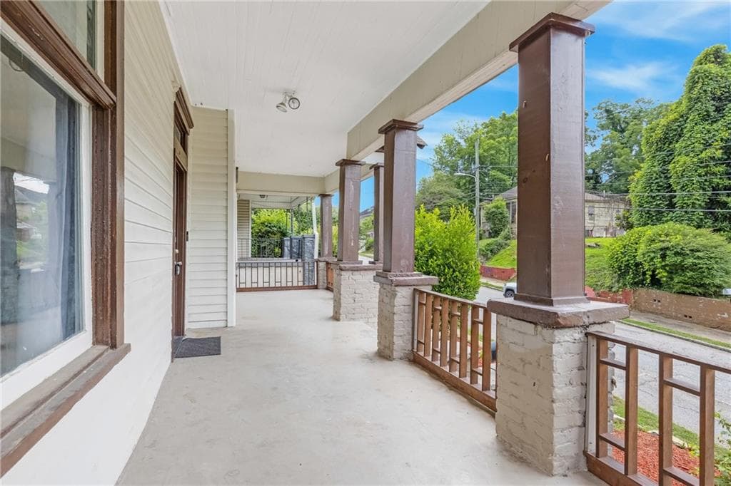 3 bedroom, 2 bathroom, 1,564 sq ft single family residence for sale at 881 Beckwith Street, Atlanta, GA 30314 — photo 7