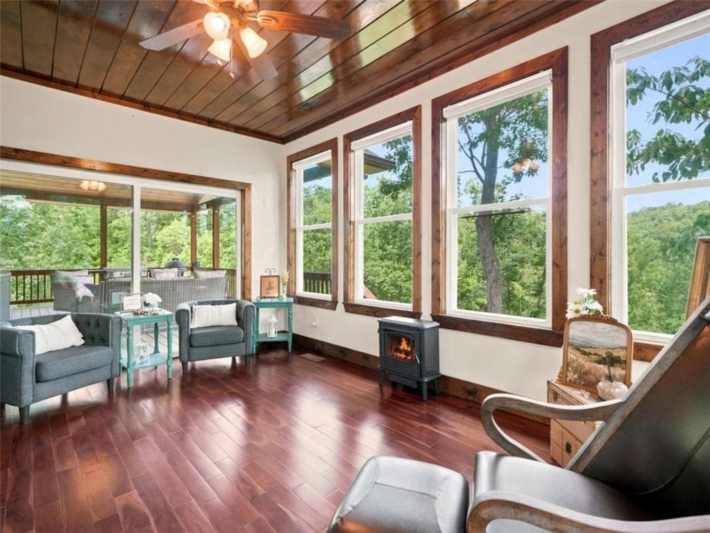 3 bedroom, 3 bathroom, 2,752 sq ft single family residence for sale at 474 Seneca Way, Ellijay, GA 30540 — photo 4