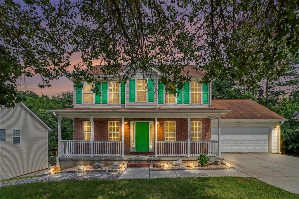4 bedroom, 4 bathroom, 2,685 sq ft single family residence for sale at 9091 Jenni Circle, Jonesboro, GA 30238