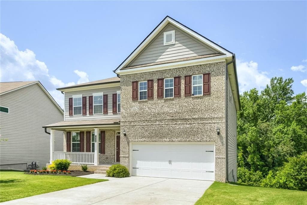 4 bedroom, 4 bathroom, 3,000 sq ft single family residence for sale at 7850 Bristol Valley Drive, Cumming, GA 30028 — photo 2
