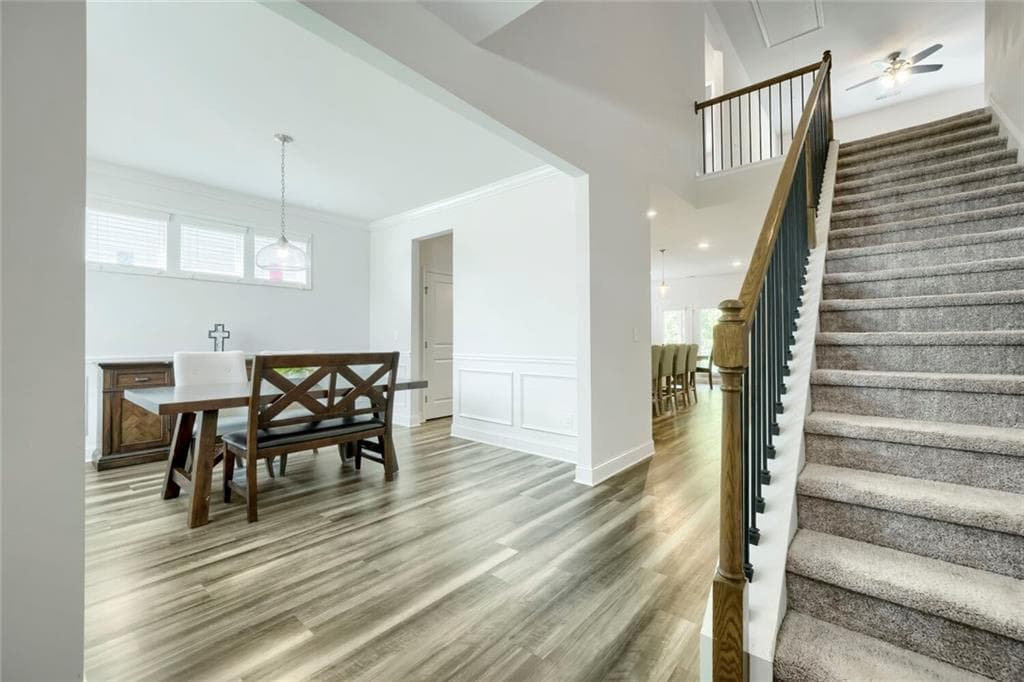 4 bedroom, 4 bathroom, 3,000 sq ft single family residence for sale at 7850 Bristol Valley Drive, Cumming, GA 30028 — photo 4