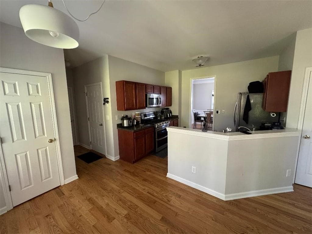 4 bedroom, 3 bathroom, 2,862 sq ft single family residence for sale at 942 Koala Street, Lawrenceville, GA 30043 — photo 8
