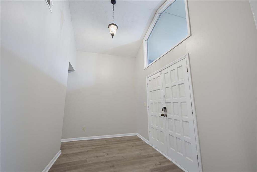3 bedroom, 3 bathroom, 2,619 sq ft single family residence for sale at 2544 Highland Drive, Conyers, GA 30013 — photo 5