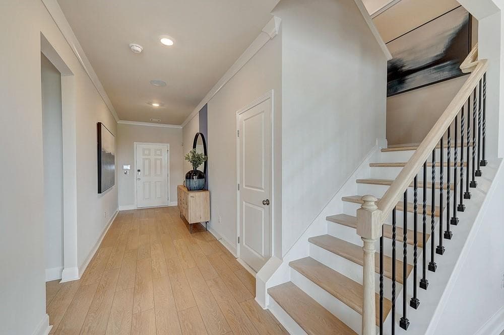 4 bedroom, 4 bathroom, 3,067 sq ft single family residence under contract at 2220 Dreycott Lane, Lawrenceville, GA 30043 — photo 6