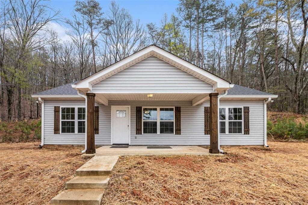 3 bedroom, 2 bathroom, 1,480 sq ft single family residence for sale at 117 Jack Street, Silver Creek, GA 30173