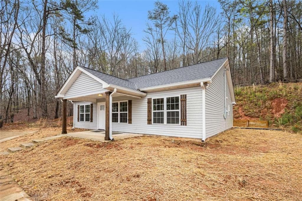 3 bedroom, 2 bathroom, 1,480 sq ft single family residence for sale at 117 Jack Street, Silver Creek, GA 30173 — photo 3