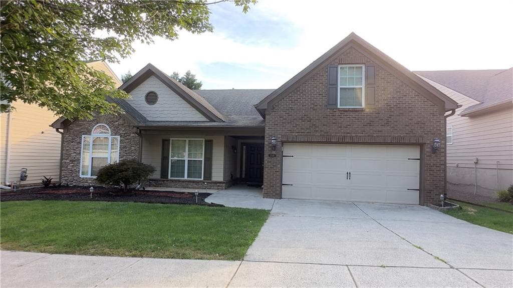 4 bedroom, 2 bathroom, 2,923 sq ft single family residence for rent at 2016 Jameson Circle, Lawrenceville, GA 30043 for $2,500 a month — photo 1 of 18