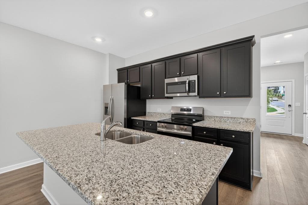 3 bedroom, 3 bathroom, 1,552 sq ft townhouse for sale at 120 Hazel Drive, Mcdonough, GA 30253 — photo 6