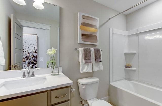 3 bedroom, 2 bathroom, 1,829 sq ft single family residence for sale at 4210 Mary Ruth Way, Loganville, GA 30052 — photo 9
