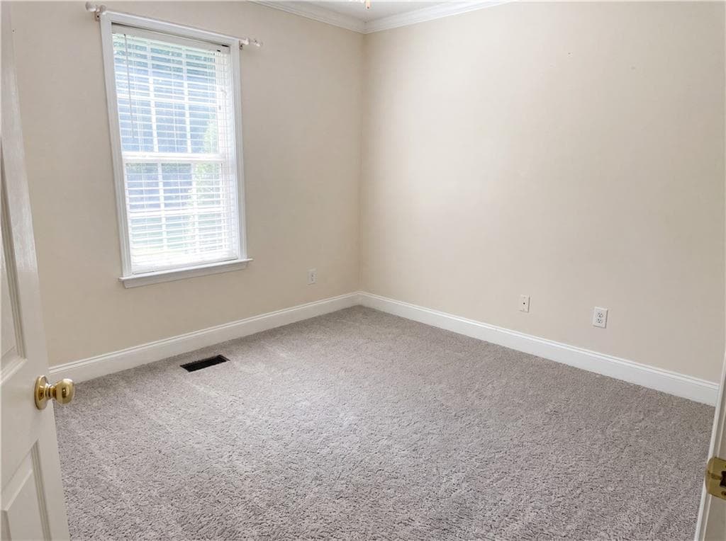 4 bedroom, 3 bathroom, 1,596 sq ft single family residence for sale at 144 Mims Drive, Calhoun, GA 30701 — photo 7