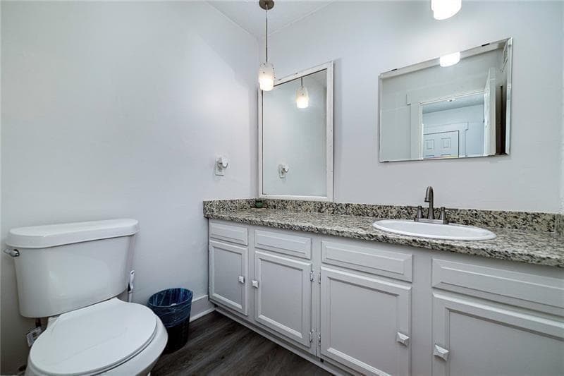 3 bedroom, 3 bathroom, 1,588 sq ft condominium for sale at 2030 Oak Park Lane, Decatur, GA 30032 — photo 5