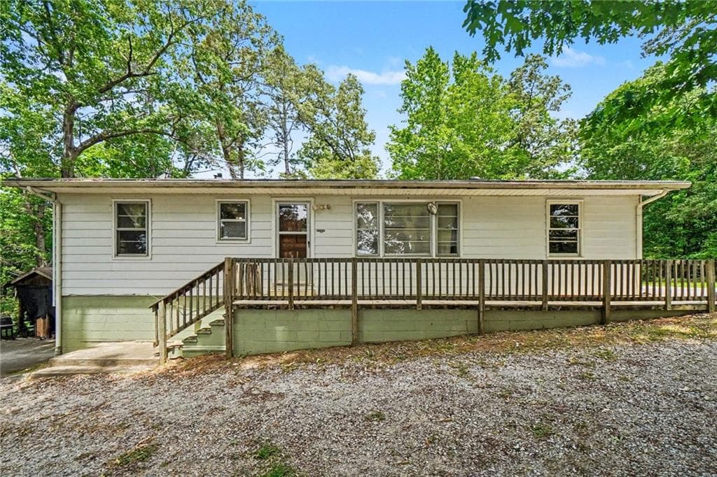 4 bedroom, 2 bathroom, 1,664 sq ft single family residence for rent at 3944 Fairburn Road, Douglasville, GA 30135 for $1,800 a month — photo 3