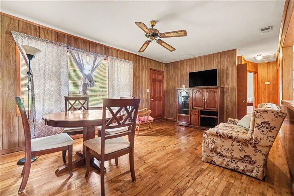 4 bedroom, 2 bathroom, 1,664 sq ft single family residence for rent at 3944 Fairburn Road, Douglasville, GA 30135 for $1,800 a month — photo 4
